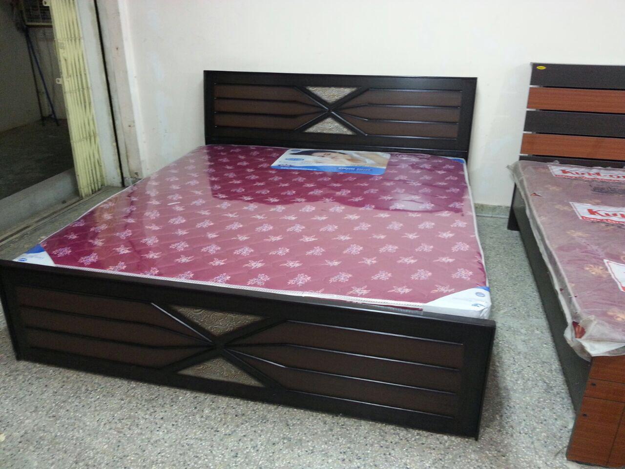 Wood bed with geometric inlay headboard